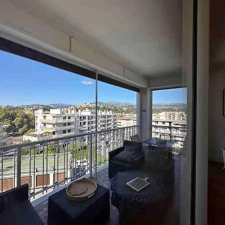 Apartment Cyrille Besset - T2 Avec Balcon